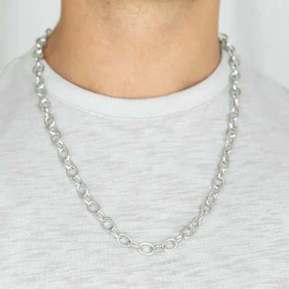 paparazzi Accessories Courtside Seat Mens Silver Necklace